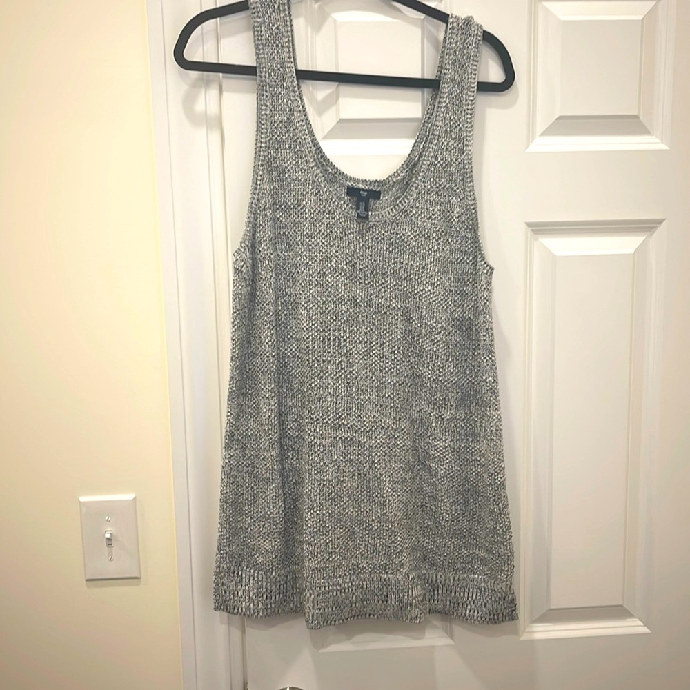 Women’s sweater tank
